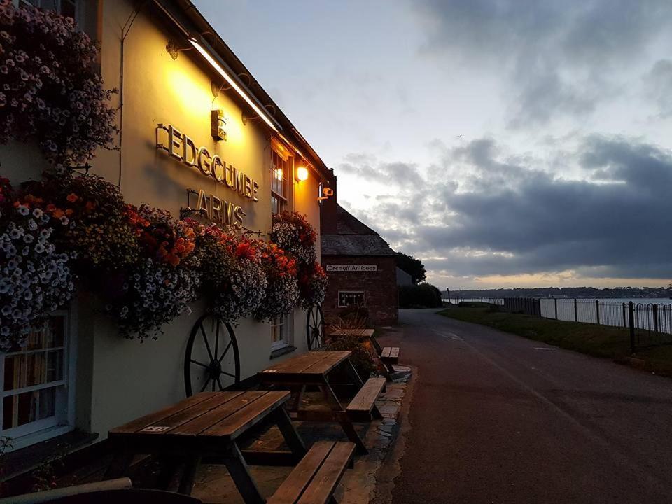 Edgcumbe Arms Hotel Torpoint Exterior foto