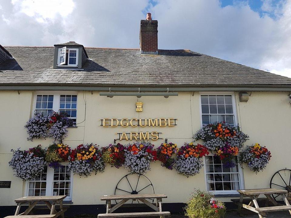 Edgcumbe Arms Hotel Torpoint Exterior foto