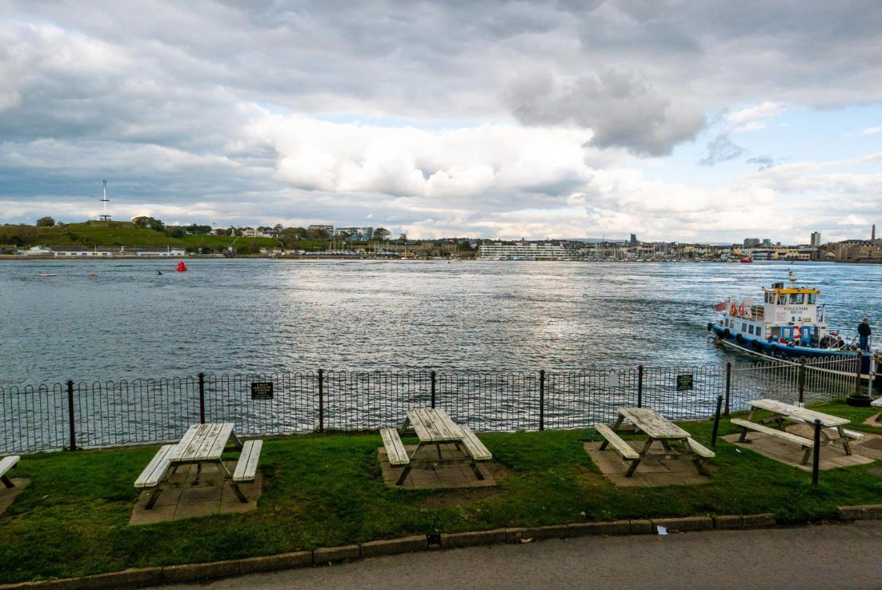 Edgcumbe Arms Hotel Torpoint Exterior foto